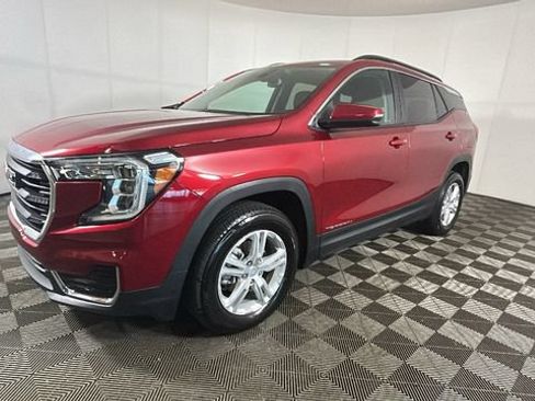 Used 2023 GMC Terrain SLE w/ Driver Convenience Package AWD/4WD image 6