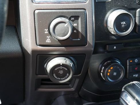 Used 2016 Ford F150 XLT w/ Equipment Group 302A Luxury AWD/4WD image 21