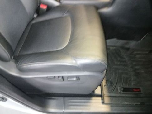 Used 2024 Nissan Armada SL w/ Captain's Chairs Package AWD/4WD image 52