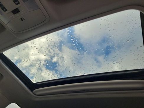 Used 2018 Toyota RAV4 XLE image 26