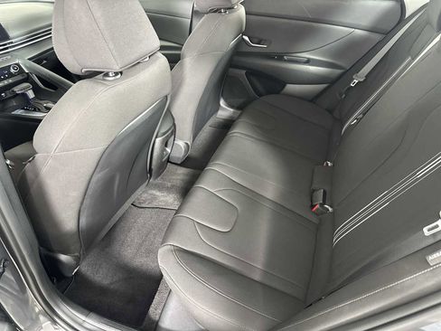 Certified 2024 Hyundai Elantra SEL image 23