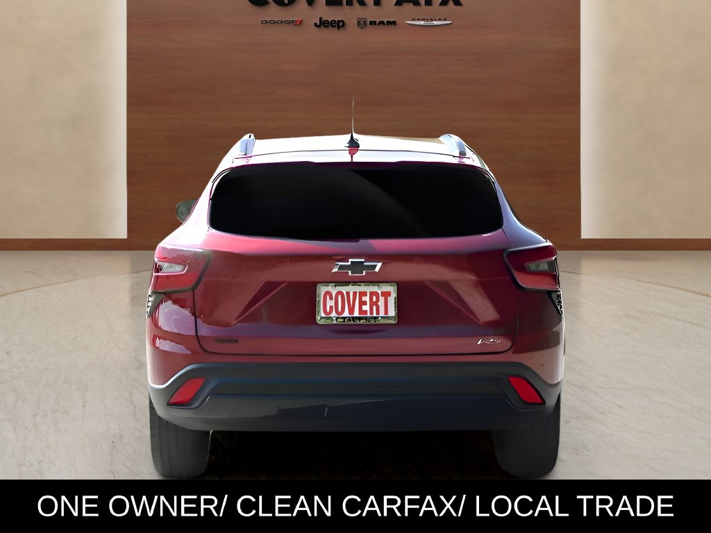 Used 2025 Chevrolet Trax RS FWD image 4