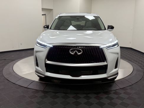 Certified 2027 INFINITI QX60 Luxe w/ Cargo Package FWD image 2