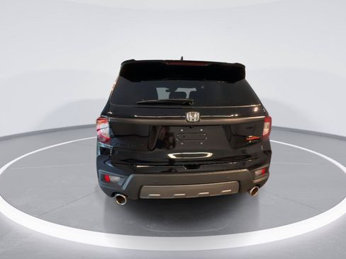Used 2023 Honda Passport TrailSport image 6