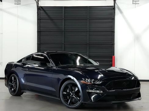 Used 2021 Ford Mustang GT w/ Equipment Group 301A RWD image 6