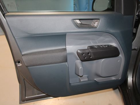 New 2026 Ford Maverick XL image 4