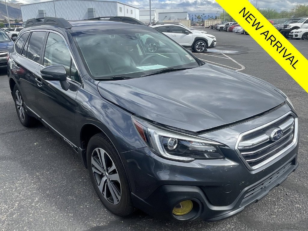 Used 2018 Subaru Outback 2.5i Limited AWD/4WD image 1
