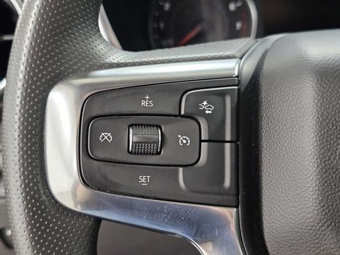 Used 2025 Chevrolet Blazer LT AWD/4WD image 31