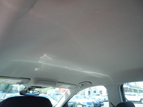 Used 2020 Chevrolet Equinox LS AWD/4WD image 26