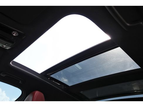 Used 2023 Kia K5 GT-Line image 32