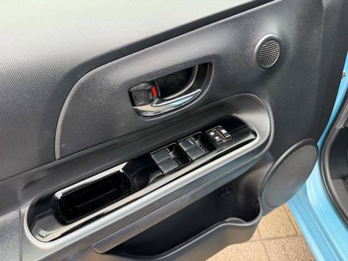 Used 2016 Toyota Prius C Two FWD image 29