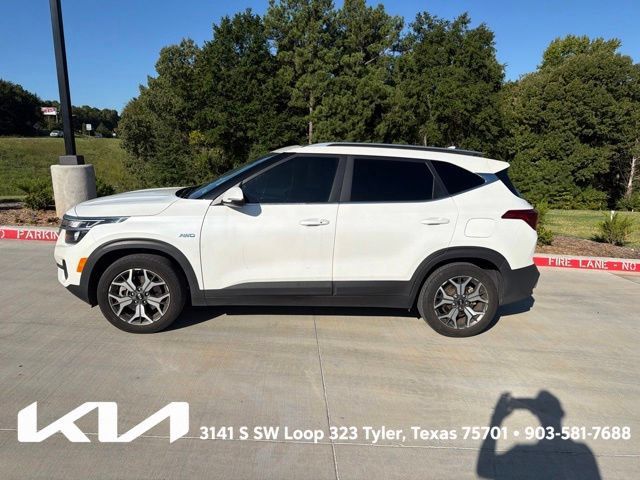 Certified 2021 Kia Seltos EX AWD/4WD image 7