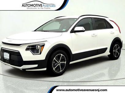 Used 2024 Kia Niro EX