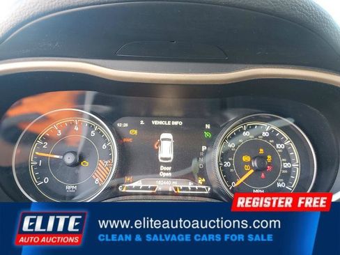 Used 2015 Jeep Cherokee Limited FWD image 17