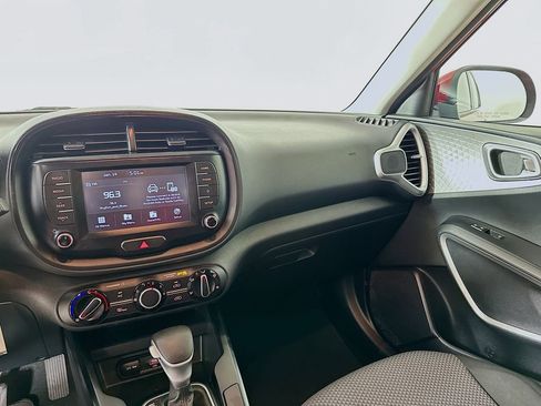 Used 2020 Kia Soul LX image 20