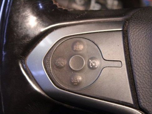 Used 2016 Chevrolet Silverado 1500 LT image 20