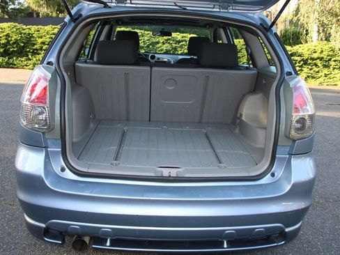 Used 2006 Toyota Matrix XR FWD image 16