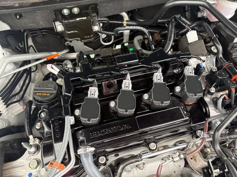 Certified 2025 Honda Accord LX image 28