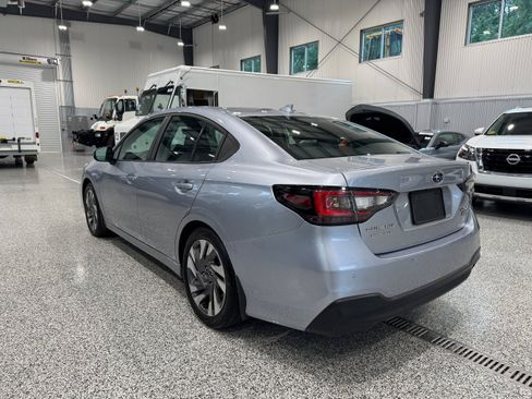 Used 2024 Subaru Legacy Limited AWD/4WD image 8