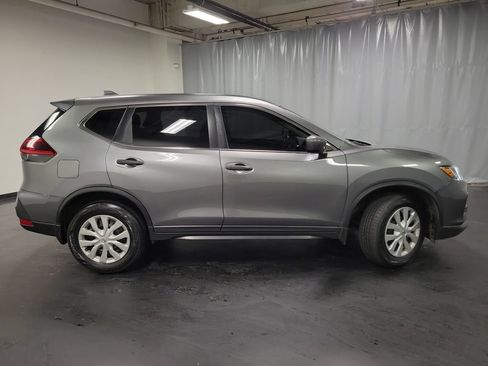 Used 2020 Nissan Rogue S AWD/4WD image 10