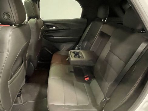 Used 2024 Chevrolet TrailBlazer RS w/ Convenience Package image 18