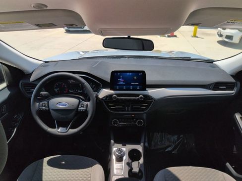 Used 2022 Ford Escape SE w/ Convenience Package AWD/4WD image 17
