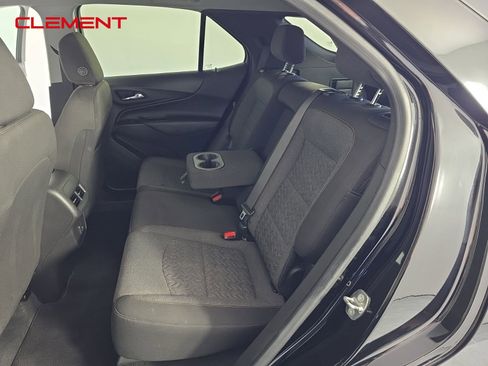 Used 2022 Chevrolet Equinox LT image 25