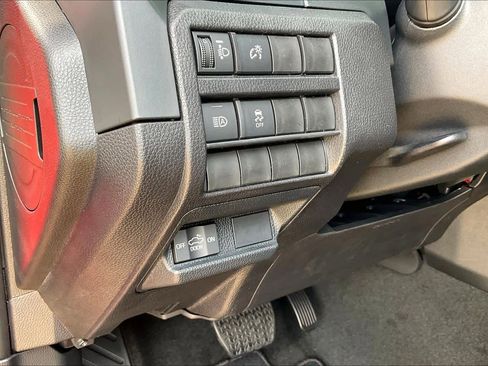 New 2026 Toyota Tacoma SR image 19