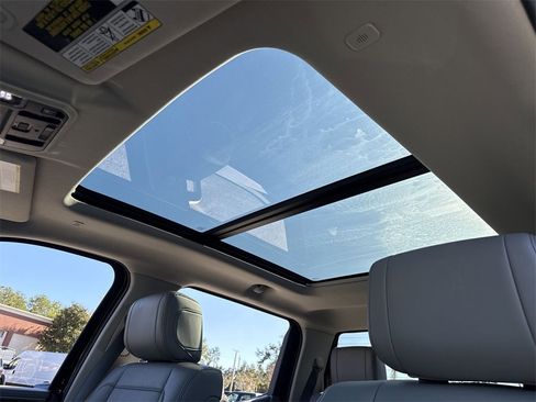 Used 2023 Toyota Tundra Limited image 16