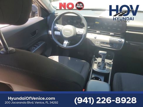 Certified 2024 Hyundai Kona SEL AWD/4WD image 20