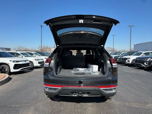 New 2026 Volkswagen Atlas Cross Sport SEL image 3