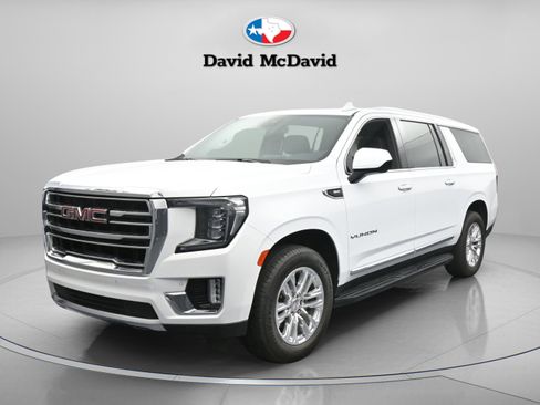 Used 2024 GMC Yukon XL SLT image 1