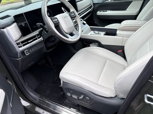 Used 2024 Hyundai Santa Fe Calligraphy image 7