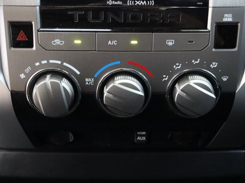 Used 2019 Toyota Tundra SR5 image 18