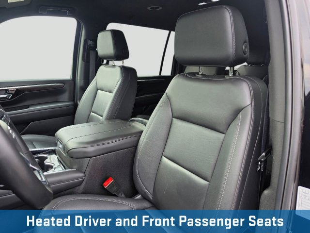 Used 2025 Chevrolet Suburban Z71 AWD/4WD image 27