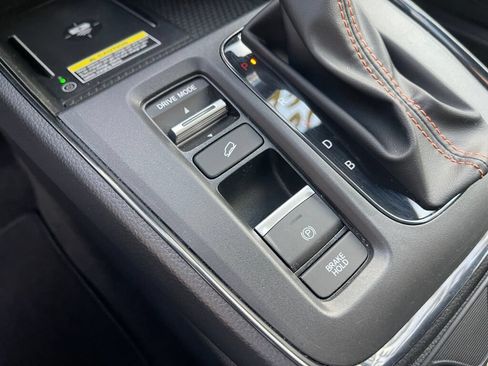 Used 2025 Honda CR-V Sport-L image 16