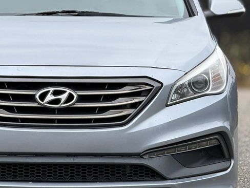 Used 2016 Hyundai Sonata Sport w/ Option Group 1V FWD image 12