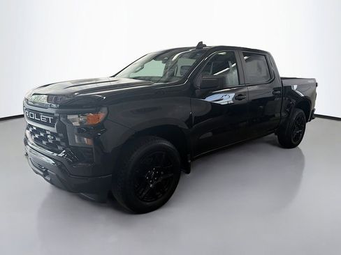Used 2022 Chevrolet Silverado 1500 Custom w/ LPO, Dark Essentials Package AWD/4WD image 5