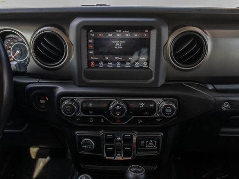 Used 2021 Jeep Wrangler Unlimited Sport S image 19