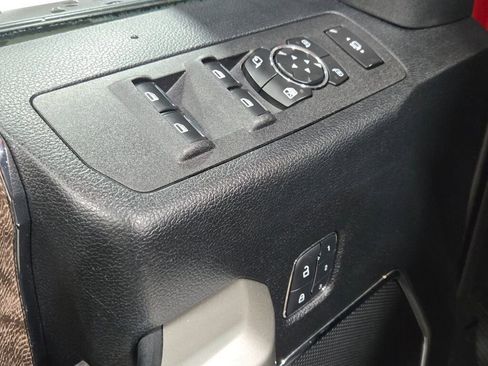 Used 2017 Ford F350 Lariat w/ Chrome Package image 26