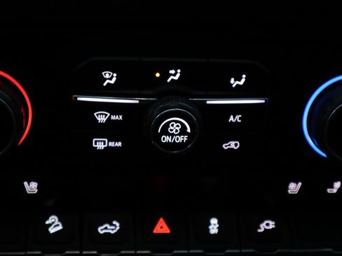 Used 2020 Chevrolet Silverado 2500 LTZ image 35