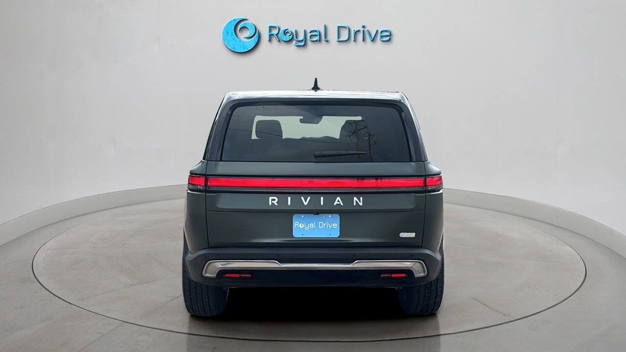 Used 2024 Rivian R1S Adventure Dual AWD/4WD image 4
