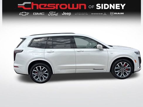 Used 2024 Cadillac XT6 Sport w/ LPO, Floor Liner Package AWD/4WD image 6