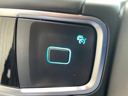 Used 2025 Ford Expedition Active AWD/4WD image 29