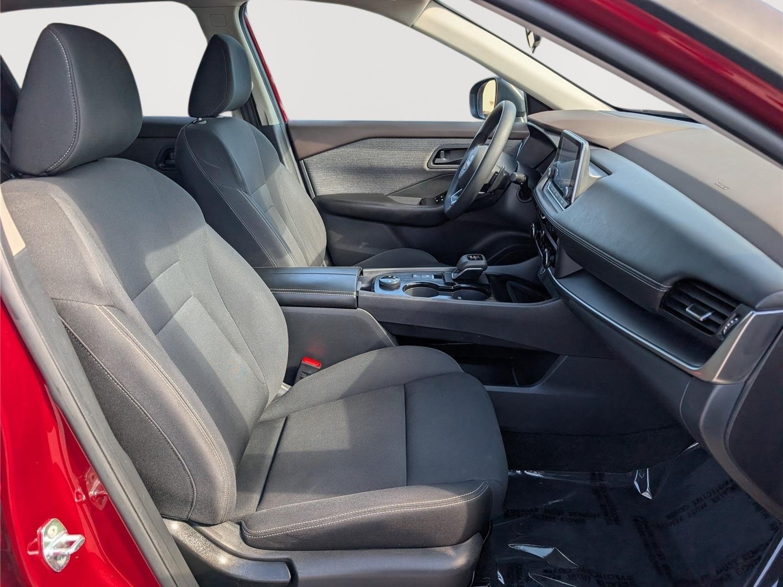 Used 2023 Nissan Rogue S AWD/4WD image 11