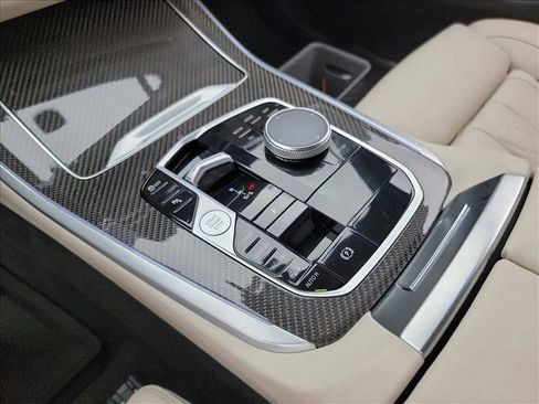 Used 2024 BMW X5 M60i AWD/4WD image 22