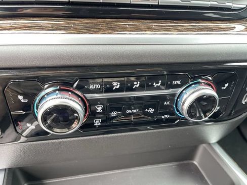 New 2026 GMC Sierra 1500 Elevation w/ Elevation Premium Package AWD/4WD image 18