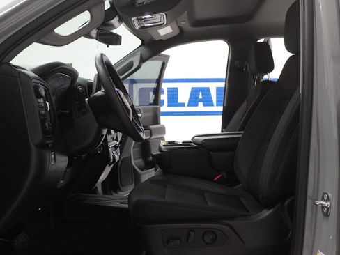 Used 2024 Chevrolet Silverado 1500 Custom w/ Turbomax Blackout Package AWD/4WD image 5