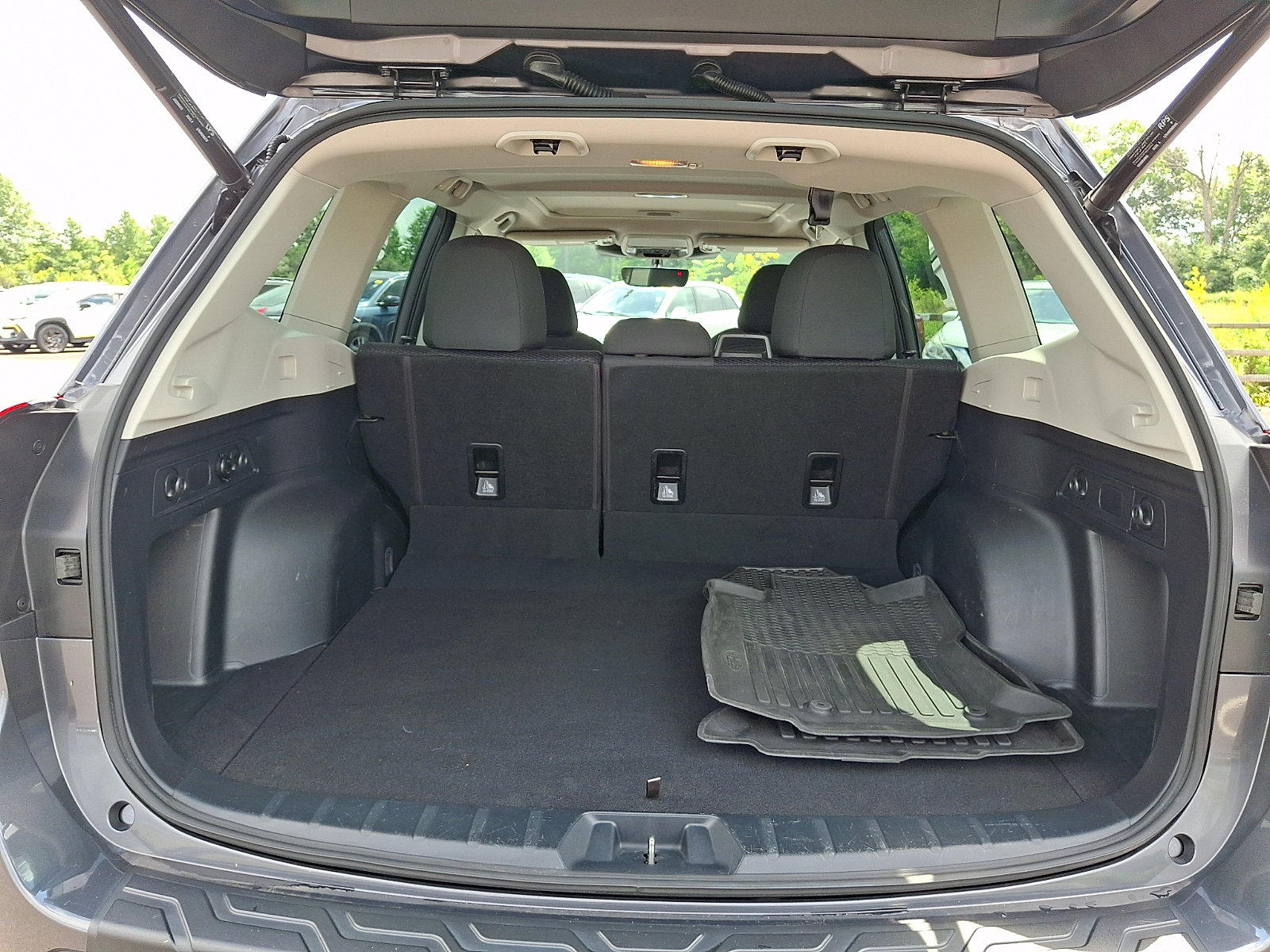Certified 2023 Subaru Forester Premium AWD/4WD image 28