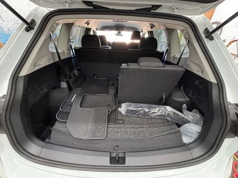 Certified 2024 Volkswagen Tiguan S image 26